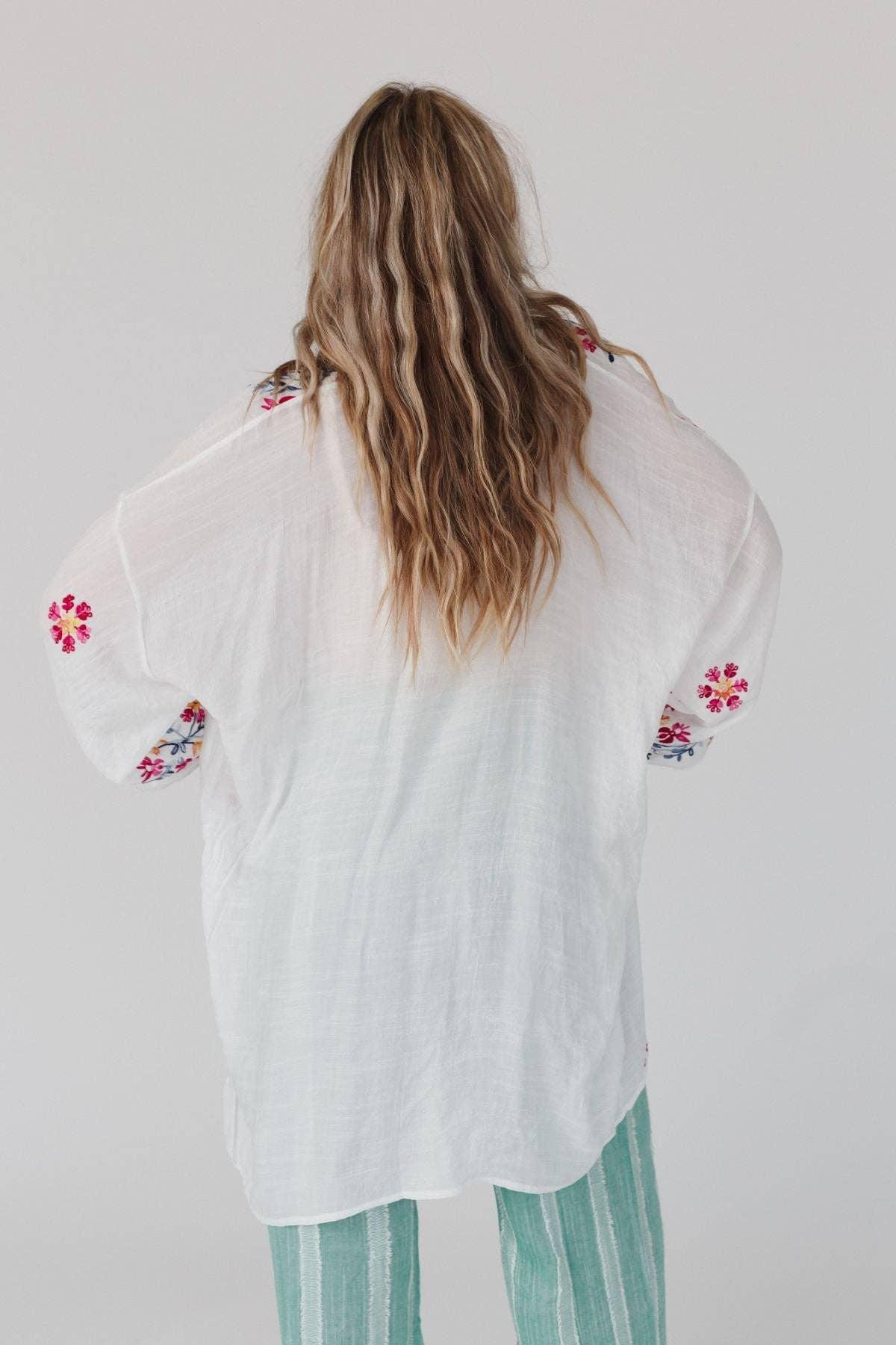 Waikiki Beach Embroidered Kimono - White