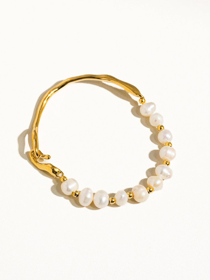 Olivia Gold Non-Tarnish Natural Pearl Gold Bracelet