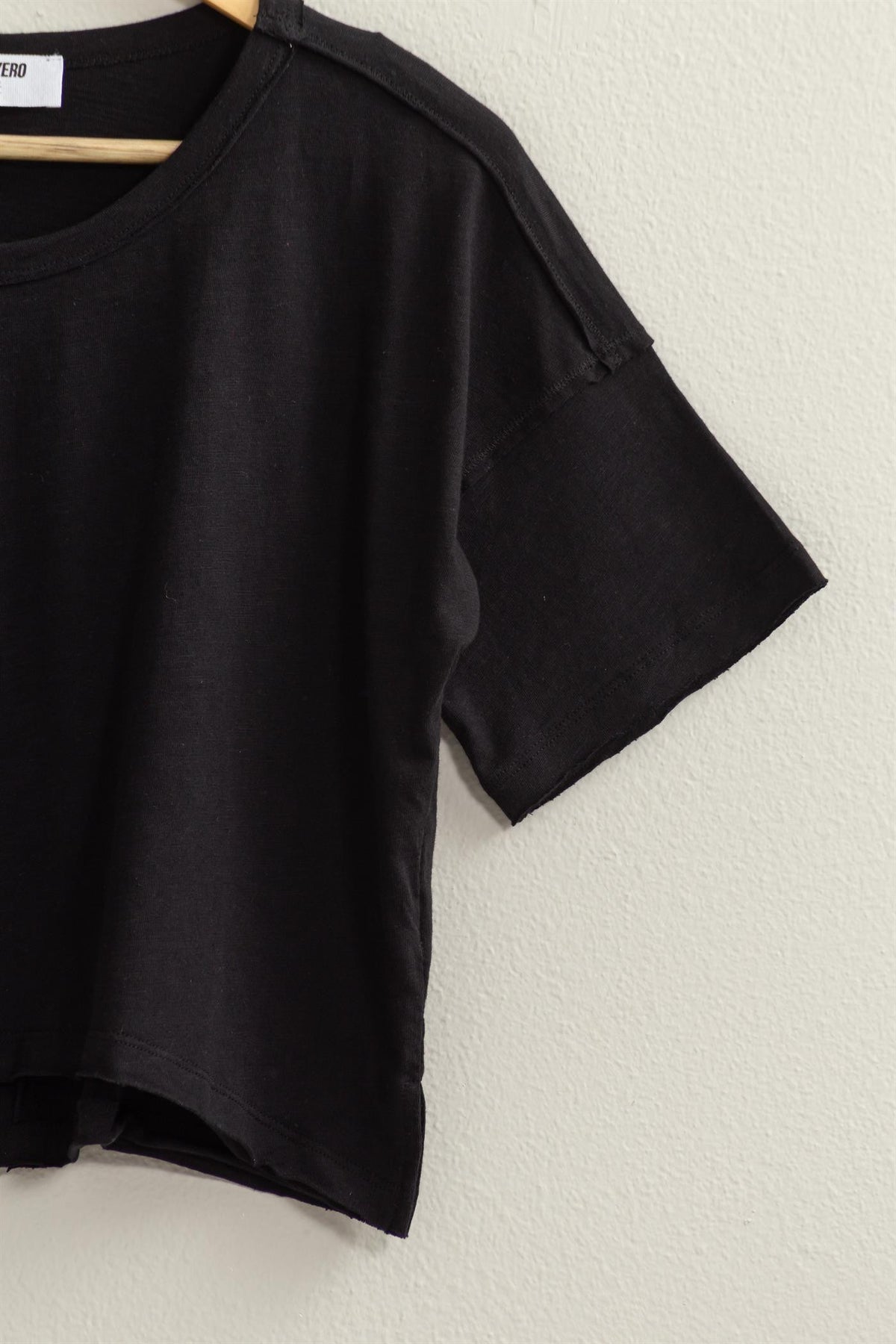 Black Raw Edge Cropped T-Shirt