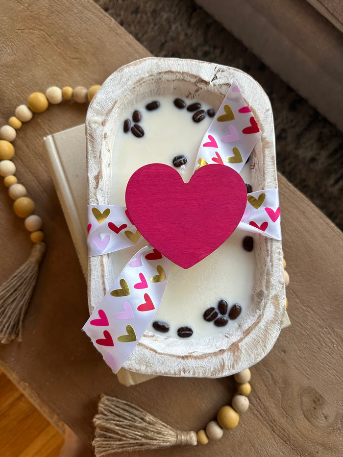 Dough Bowl Candle (Espresso, Heart)